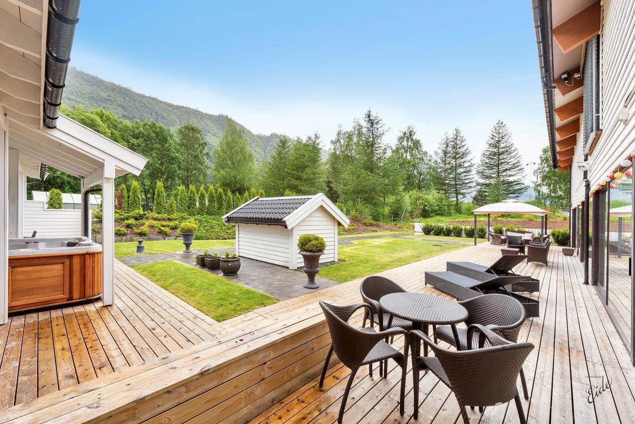 Nordfjord Hotell Нурфіордейд Екстер'єр фото